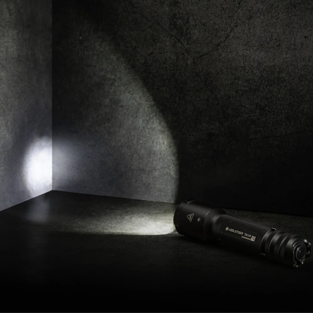 Ledlenser - TAC6R Tactical Rechargeable Torch